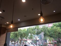 靠窗位-汉堡王(天一广场店)