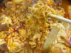 -三清洞摩西韩式年糕火锅(威高广场店)