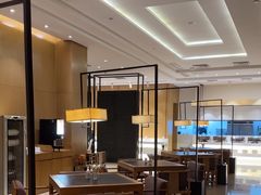 -鱼鲜饭香·招牌汽锅剁椒鱼头王