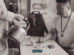 -老光明岗琼甜茶馆