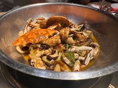 -七欣天香辣蟹火锅(上海银亿滨江店)