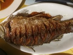 纳西烤鱼-心园餐厅·地道传统云南菜·三十年老店