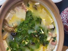 -江宴渔村·鱼鲜土菜(紫荆广场店)