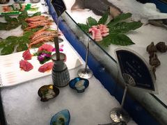 -云顶旋转自助景观餐厅