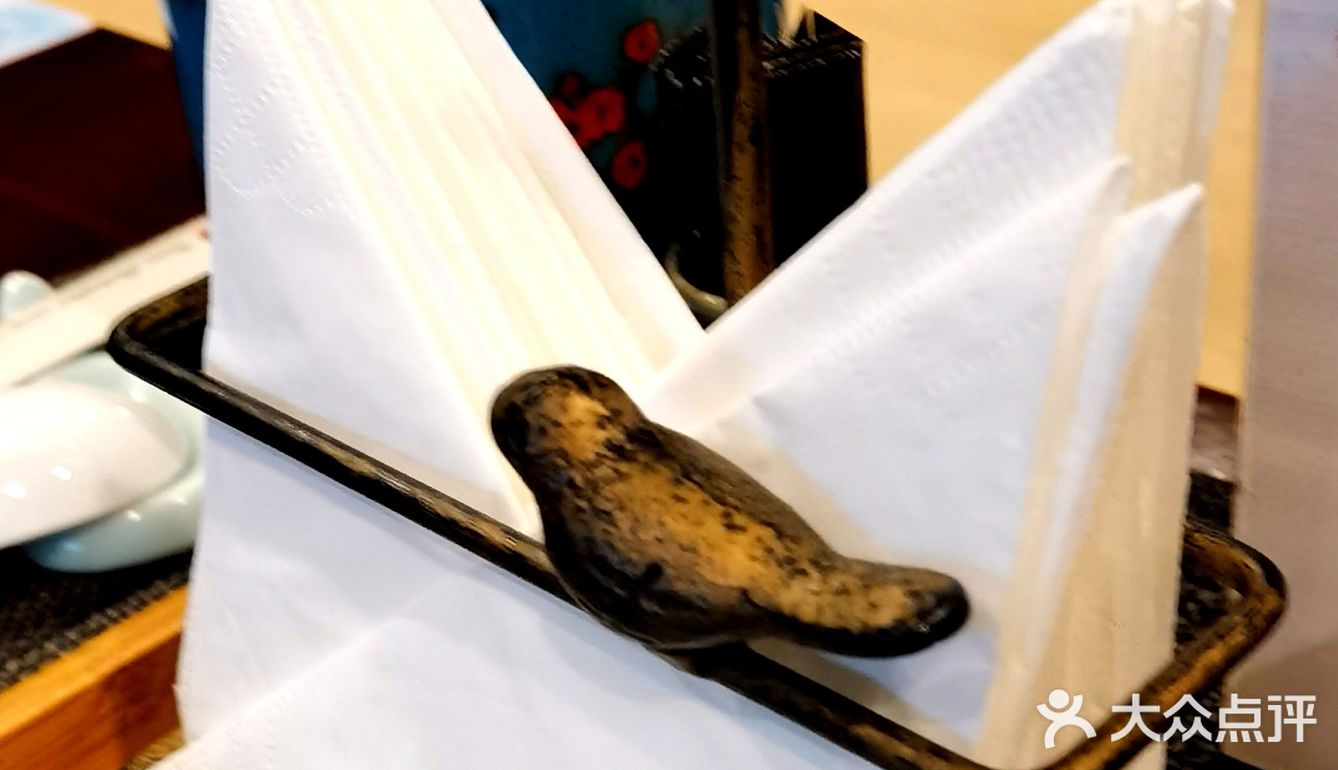 四个浇头一碗面-灵格