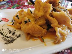 -闯关东东北农家菜(崂山石老人店)