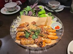 -大头虾越式风味餐厅(光明广场店)