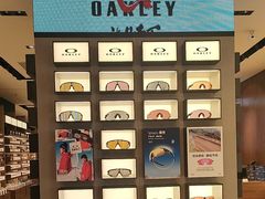 -LensCrafters亮视点(东方新天地店)