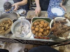 -叶新小吃店(来凤小区总店)