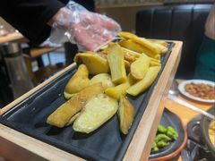 见手青.干椒炒-一朵菌·野生菌探索家火锅(南亚店)