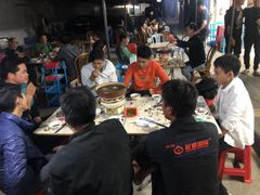 大堂-广味炭炉鸡煲(宝业路分店)
