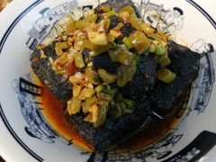 -黑白电视长沙小吃(美林M·LIVE天地东座店)