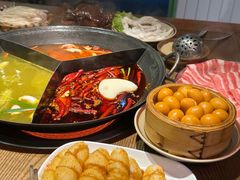-巴卤社老火锅(财富店)