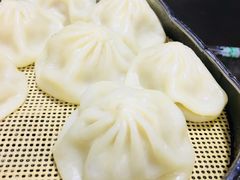 鲜肉小笼包-龙老五汤店(站前西路店)