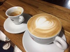 卡布奇诺-云端咖啡私房店(河松街店)