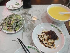-尹记门钉肉饼(丰台站店)
