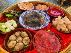 土货九大碗-董眼镜火锅(洪崖洞总店)
