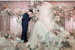 -欣薇婚纱(新源乐汇城店)