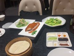 -正德楼果木烤鸭·渔家菜(东港店)