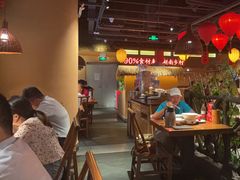 -老湘村·湖南土菜(天河维多利店)