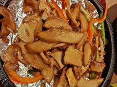 -耶里夏丽·新疆菜·28年喀什老馆(田林东路店)