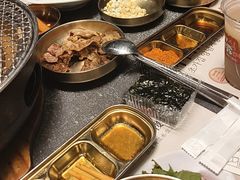 -草家酱蟹炭火烤肉店(珲春南路二店)