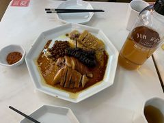 招牌三拼-金戈戈香港豉油鸡(皇庭广场店)