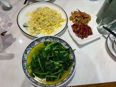 苏式酱鸭-老苏州芳和园茶酒楼  传统苏帮菜(观前店)