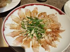 薄切鲜鱼片-穹六人间 people 6(岳阳路店)