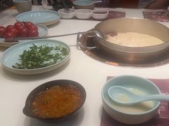 -洪氏嗨捞·猪肚鸡火锅(阳光天地店)