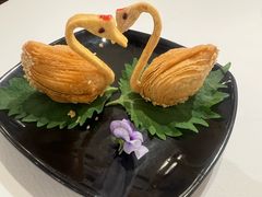 鲍鱼天鹅酥-白天鹅宾馆-玉堂春暖餐厅