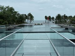 -亚龙湾喜来登·美景台大堂吧