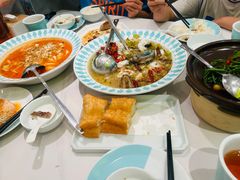 -姚姚酸菜鱼·金戈戈香港豉油鸡(喜荟城联名店)