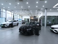 一楼展厅西侧-奔驰利星行(北京花乡店)