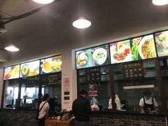 -禾诗夜市大饼油条(松江店)