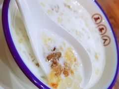 桃胶椰汁西米露-五条人糖水铺-宽厚里店