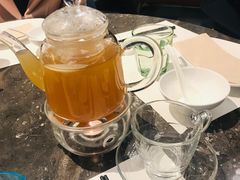 -港丽餐厅(高德置地店)