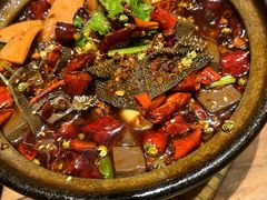 -有红鸡毛店·砂锅菜(抚琴夜市店)