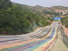 -黄金寨原生态旅游区