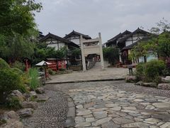 -茅山东方盐湖城景区