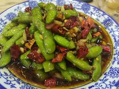 -江城燕子大排档(江汉路步行街店)