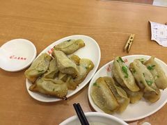 -小姜锅贴(凤凰街店)