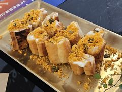 -何师烧烤·小龙虾·江湖川菜·精酿啤酒(中铁西城店)