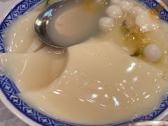 -大芊金重庆串串火锅(南京路店)
