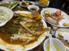 -叶存利海鲜大馅饺子(海宁路总店)