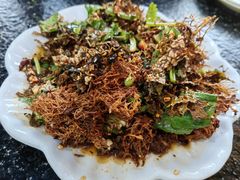 凉拌树皮树花-海韵人家.海景花园经典云南菜(双廊店)