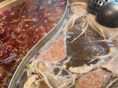-小天鹅火锅·一线江景洪鼎旗舰店(洪崖洞店)