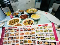 -小三峡食府(西五路店)