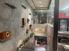 -卤校长老火锅(杨家坪直营店)