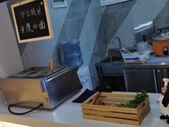 -柏曼酒店(重庆解放碑洪崖洞店)